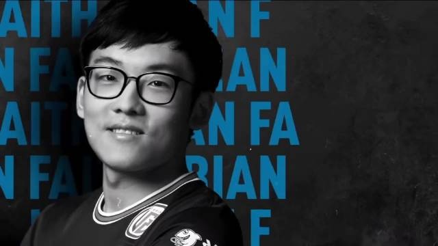 现一直稳健 现一直稳健