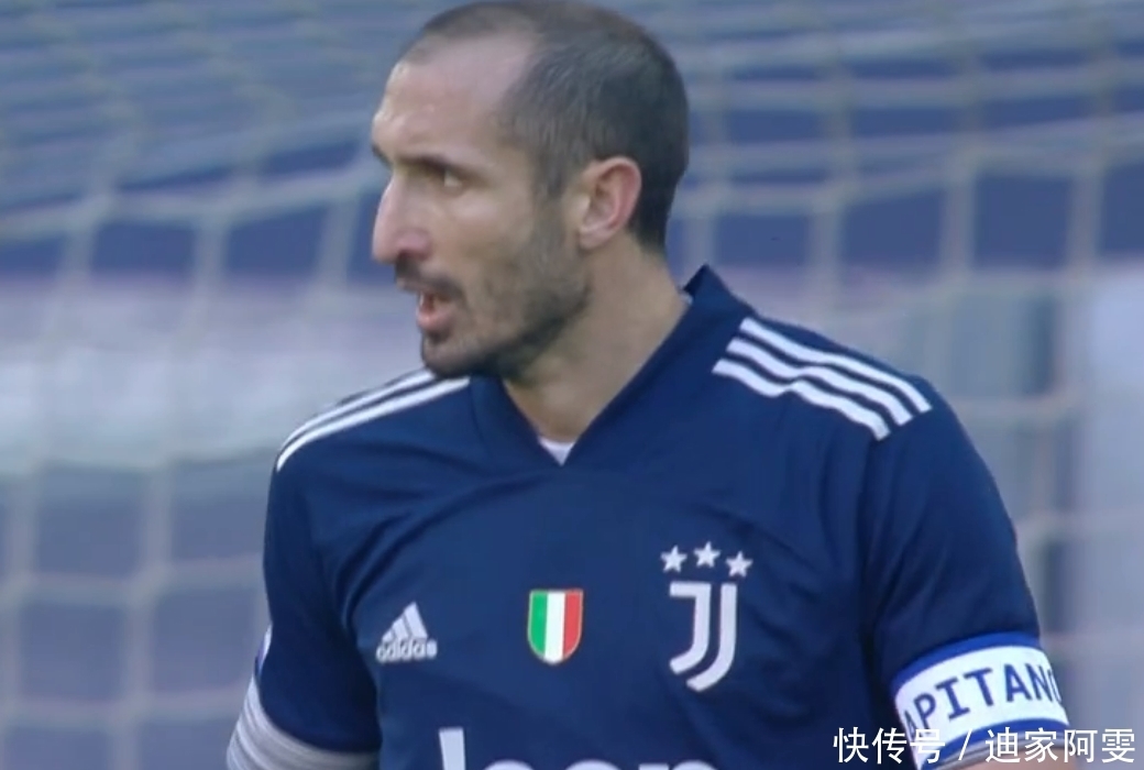 而二队的培 而二队的培